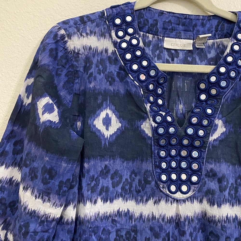 Chico's womens Blouse Top Size 1 Medium Blue White Animal Print Cotton - Picture 3 of 7